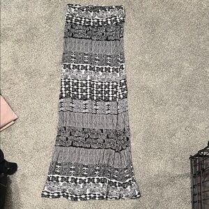 Women’s Black and White Patterned fold over maxi Skirt